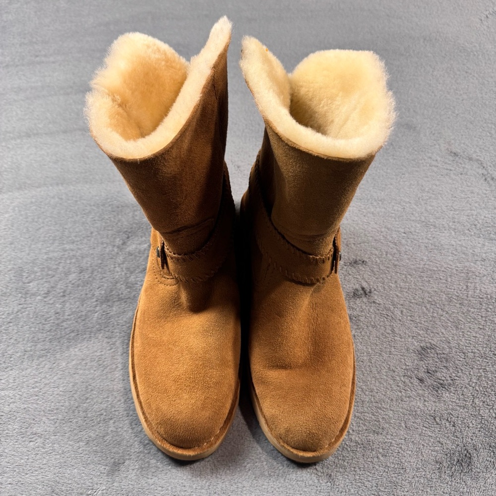 UGG Australia Cedric Chestnut Boots with Shearling Cuff and Buckle - Picture 4 of 11